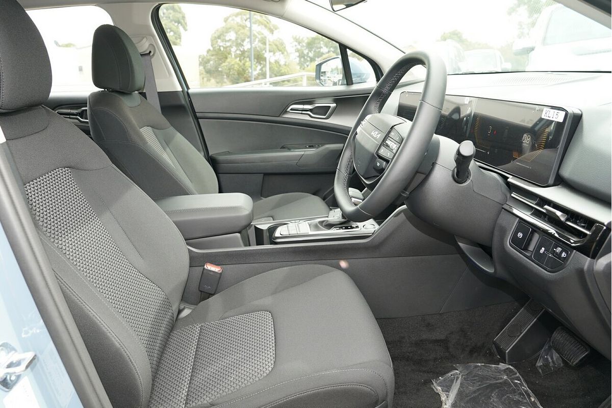 2025 Kia Sportage S NQ5