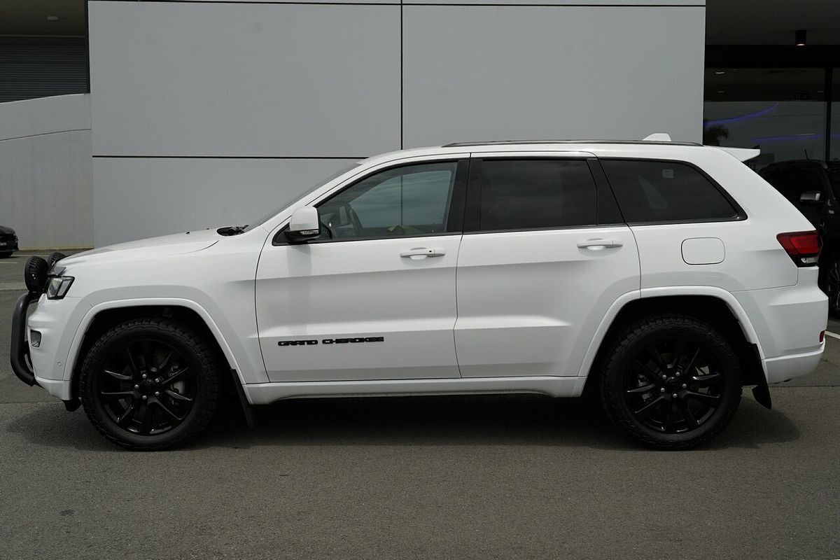 2020 Jeep Grand Cherokee Night Eagle WK