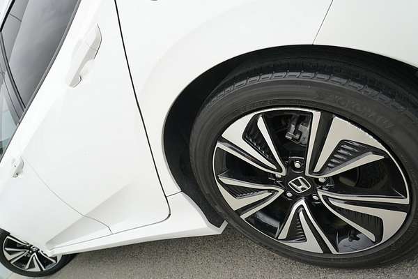 2019 Honda Civic VTi-LX 10th Gen