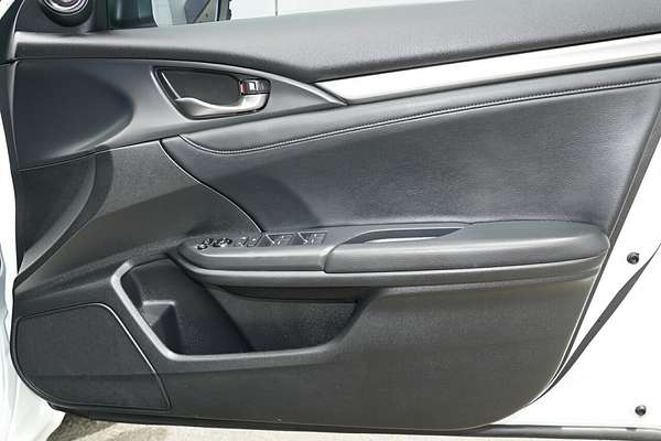 2019 Honda Civic VTi-LX 10th Gen