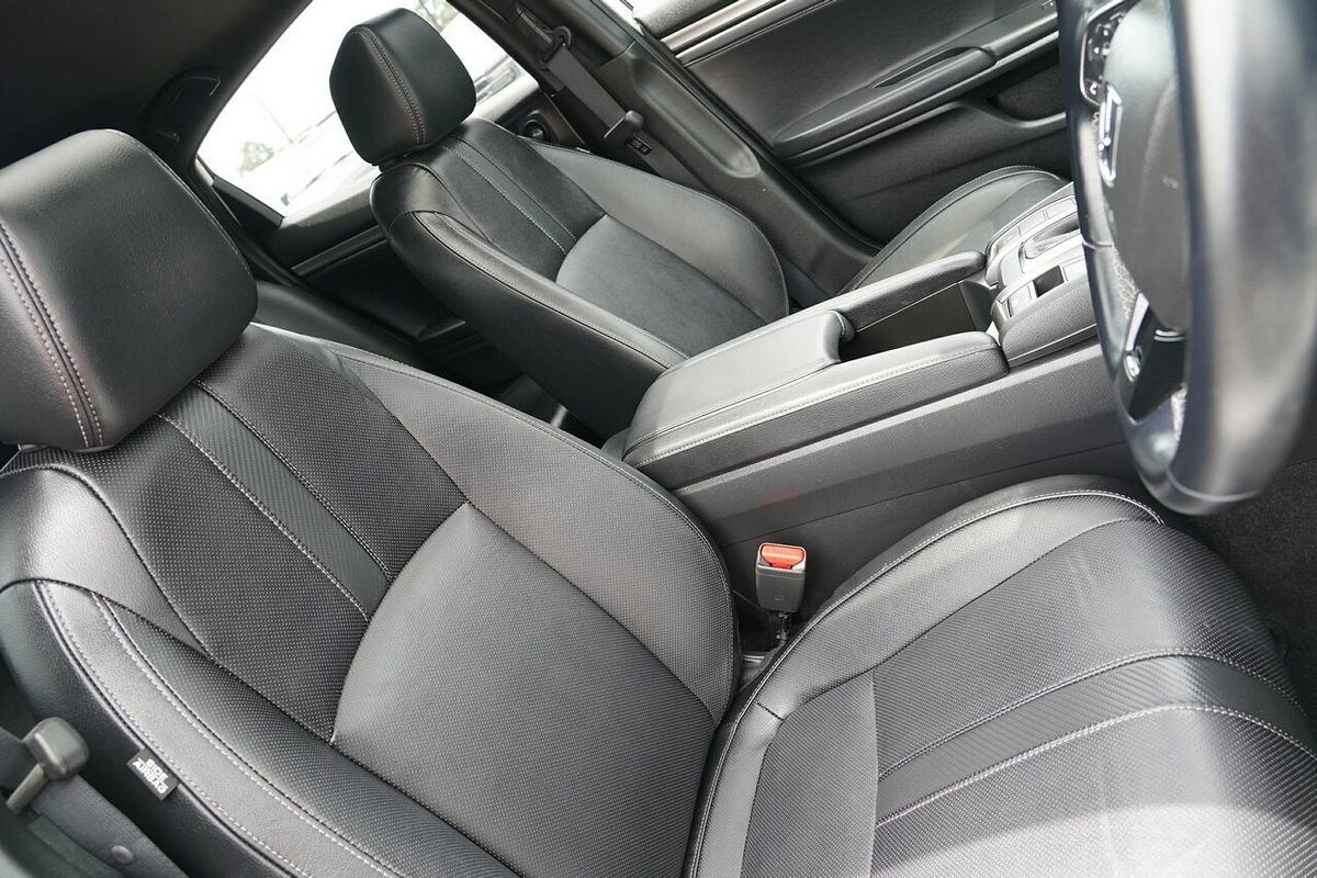 2019 Honda Civic VTi-LX 10th Gen