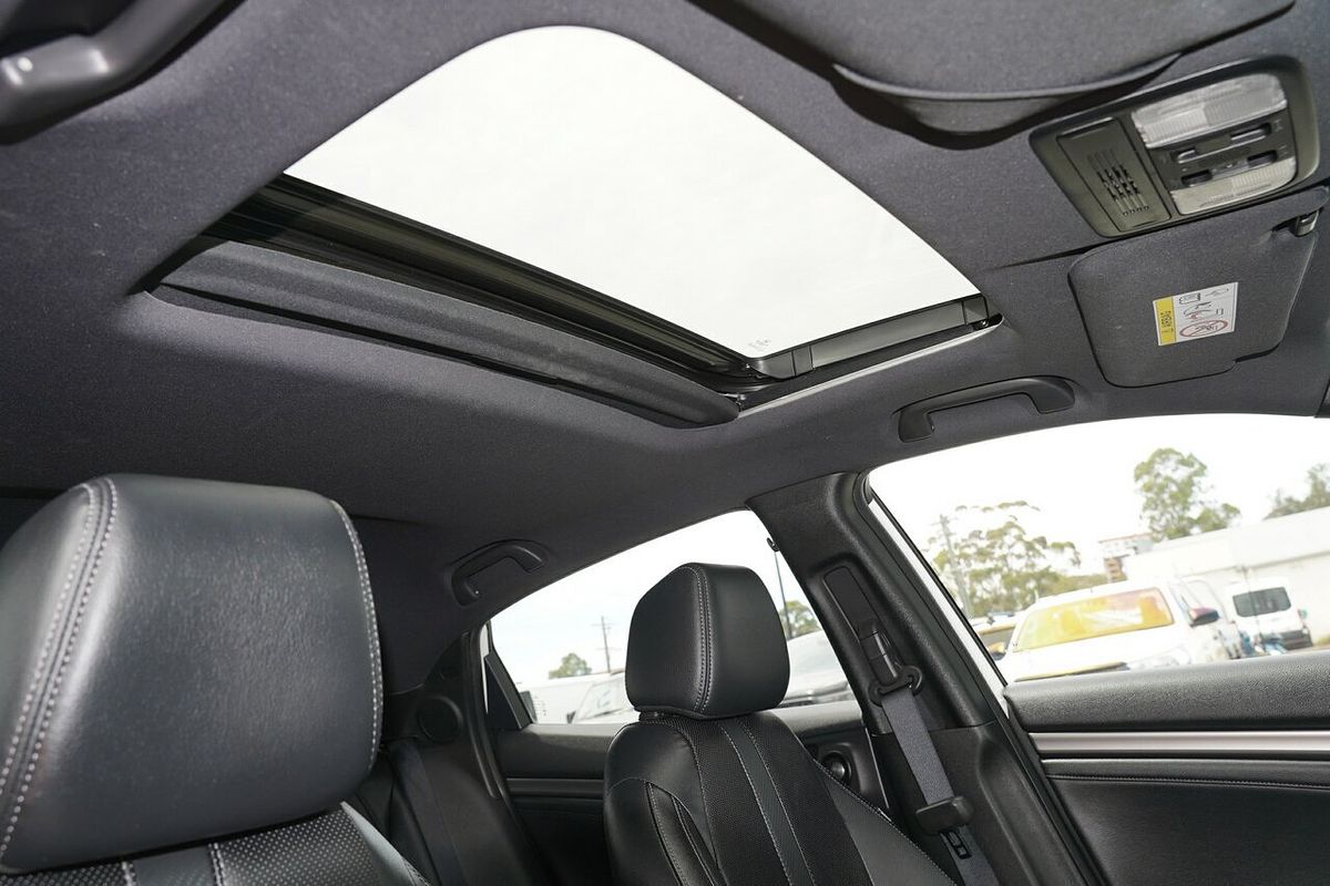 2019 Honda Civic VTi-LX 10th Gen