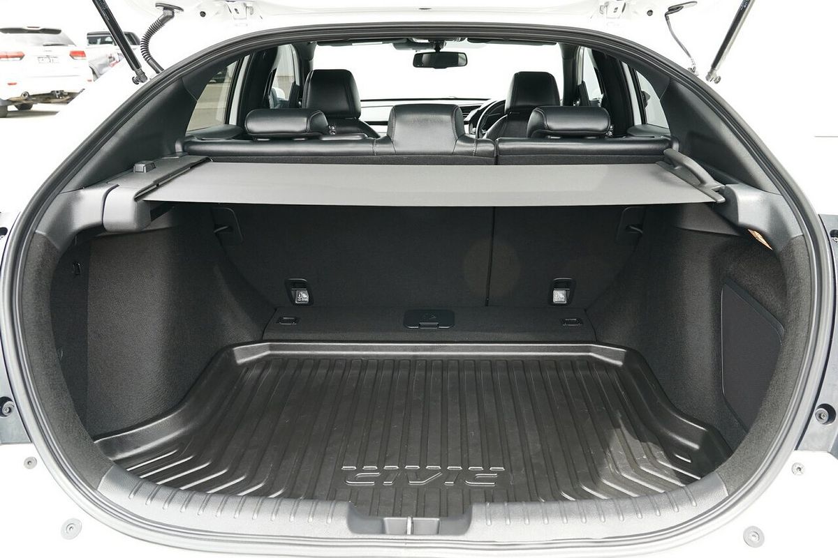 2019 Honda Civic VTi-LX 10th Gen