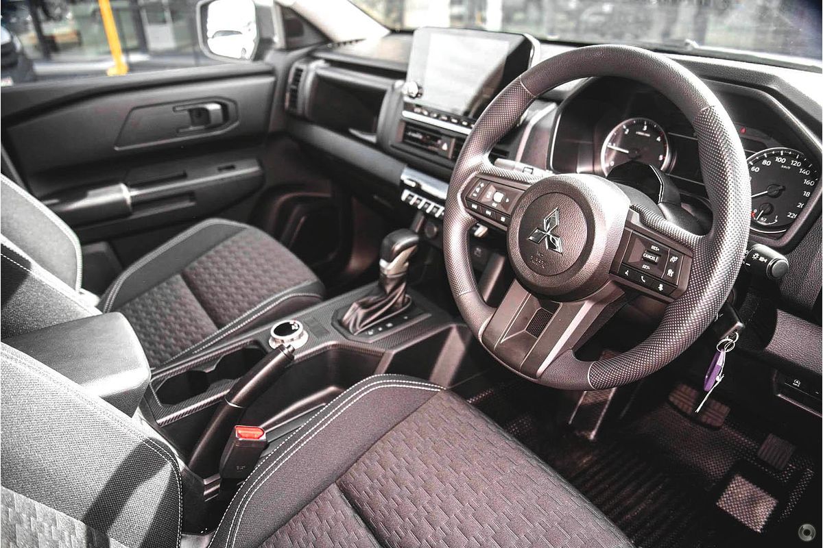 2025 Mitsubishi Triton GLX+ MV 4X4