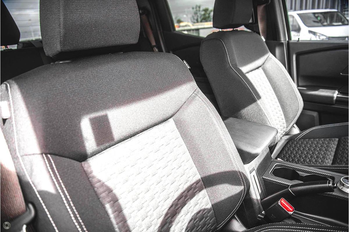 2025 Mitsubishi Triton GLX+ MV 4X4