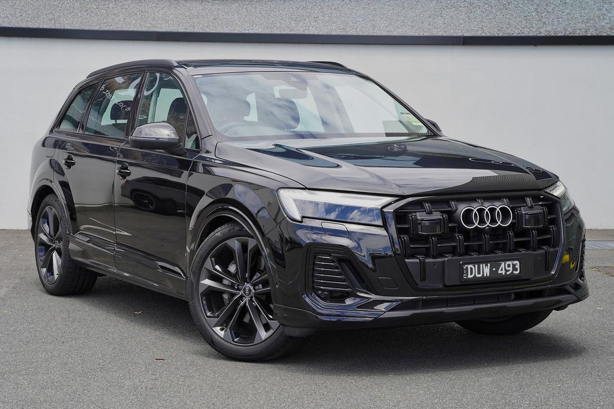 2025 Audi Q7 45 TFSI 4M