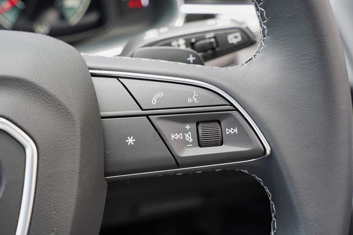 2025 Audi Q7 45 TFSI 4M