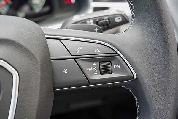 2025 Audi Q7 45 TFSI 4M