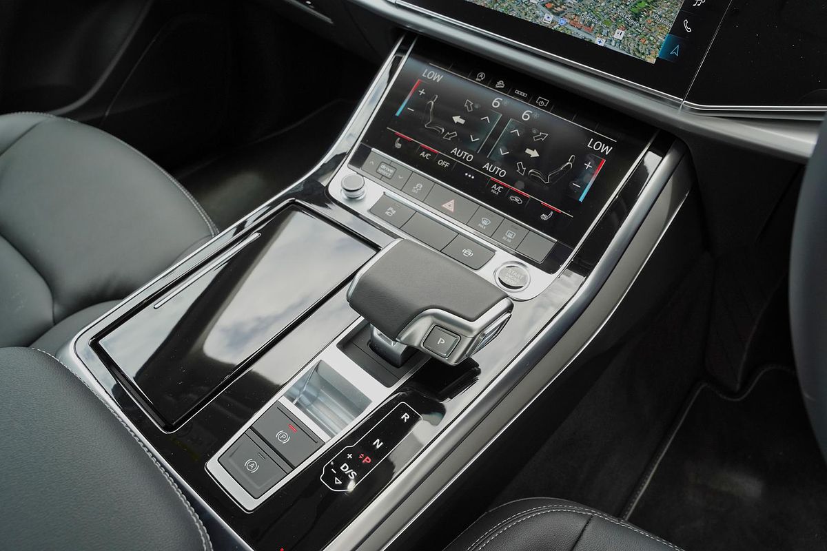 2025 Audi Q7 45 TFSI 4M