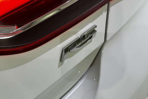 2018 Holden Commodore RS ZB