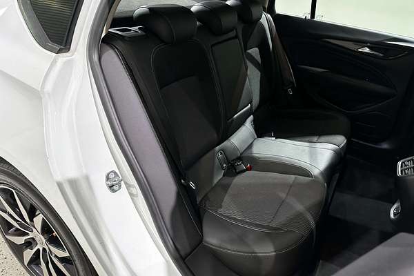 2018 Holden Commodore RS ZB