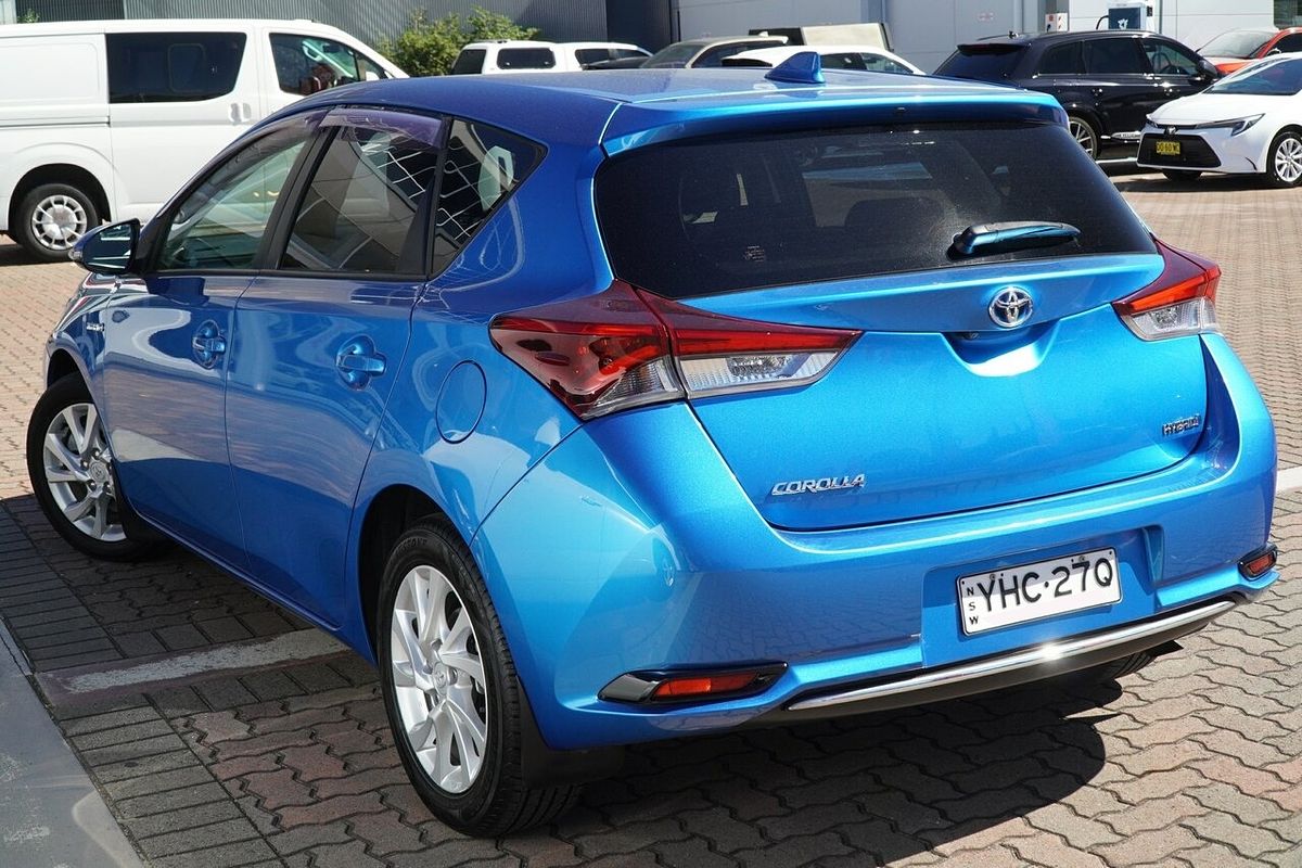 2017 Toyota Corolla Hybrid ZWE186R