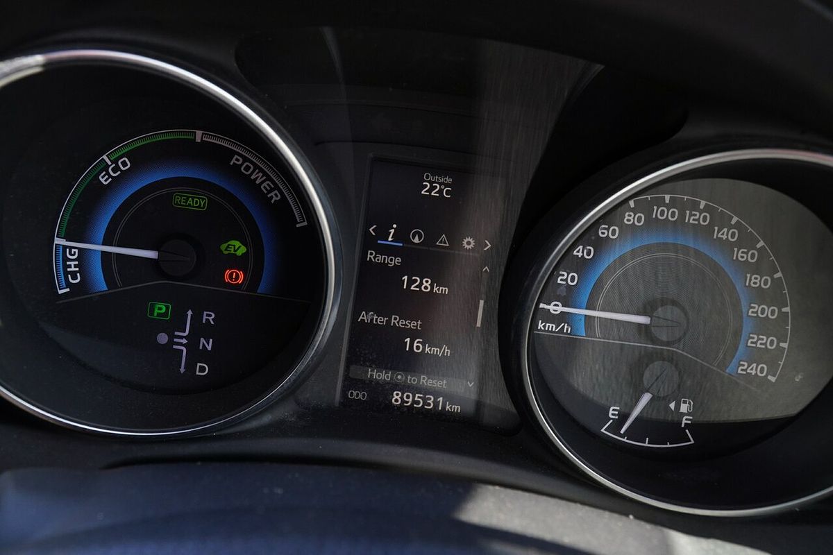 2017 Toyota Corolla Hybrid ZWE186R