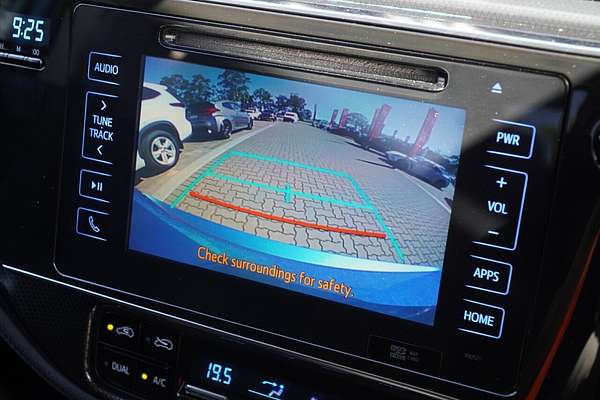 2017 Toyota Corolla Hybrid ZWE186R