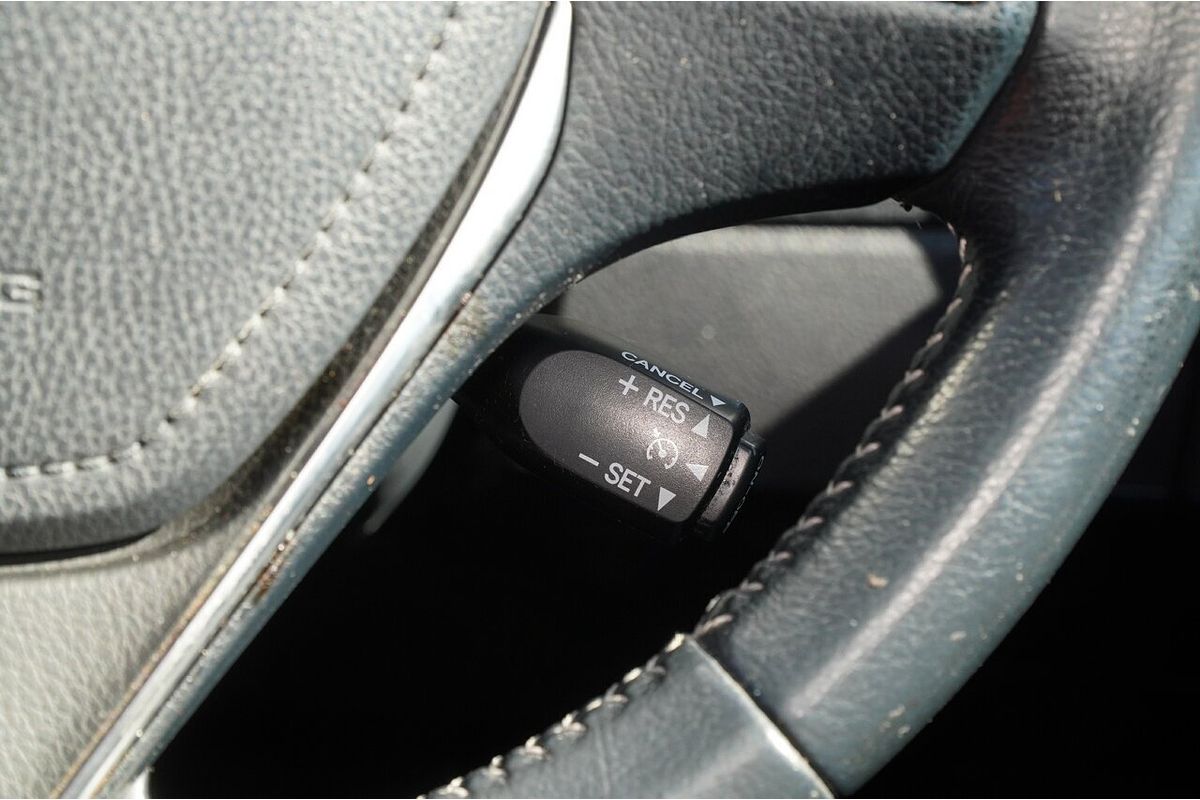 2017 Toyota Corolla Hybrid ZWE186R