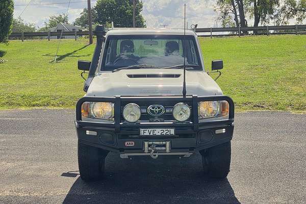 2020 Toyota LC Military LC Military GXL 4.5L T Diesel Manual Single C/Chassis