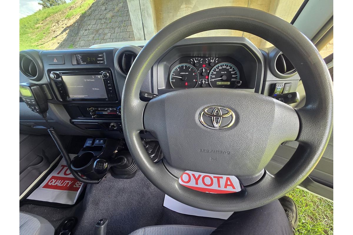 2020 Toyota LC Military LC Military GXL 4.5L T Diesel Manual Single C/Chassis