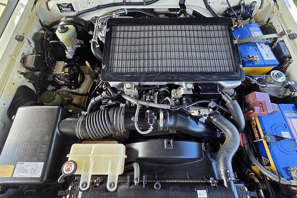 2020 Toyota LC Military LC Military GXL 4.5L T Diesel Manual Single C/Chassis