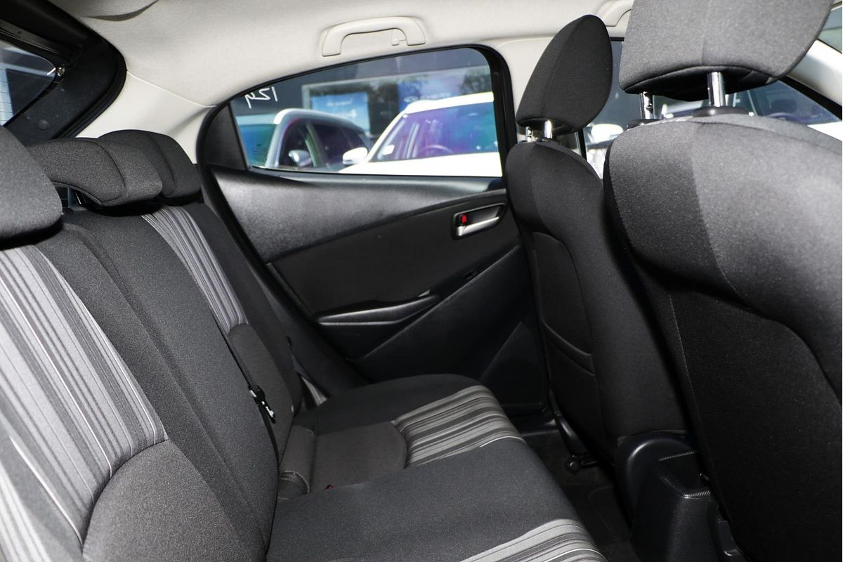 2017 Mazda 2 Neo DJ Series