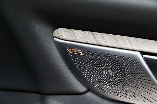 2024 GWM Tank 500 Ultra Hybrid P03