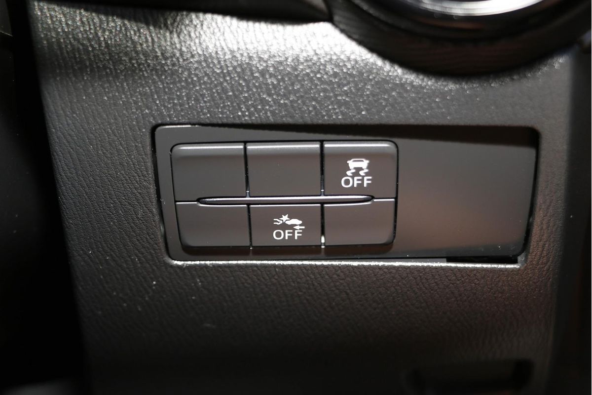 2017 Mazda 2 Neo DJ Series