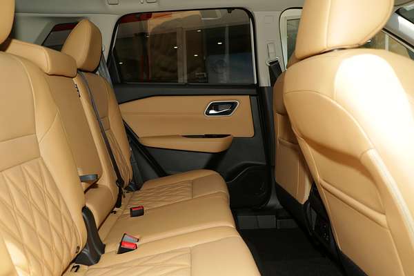 2025 Nissan X-TRAIL Ti-L e-POWER T33