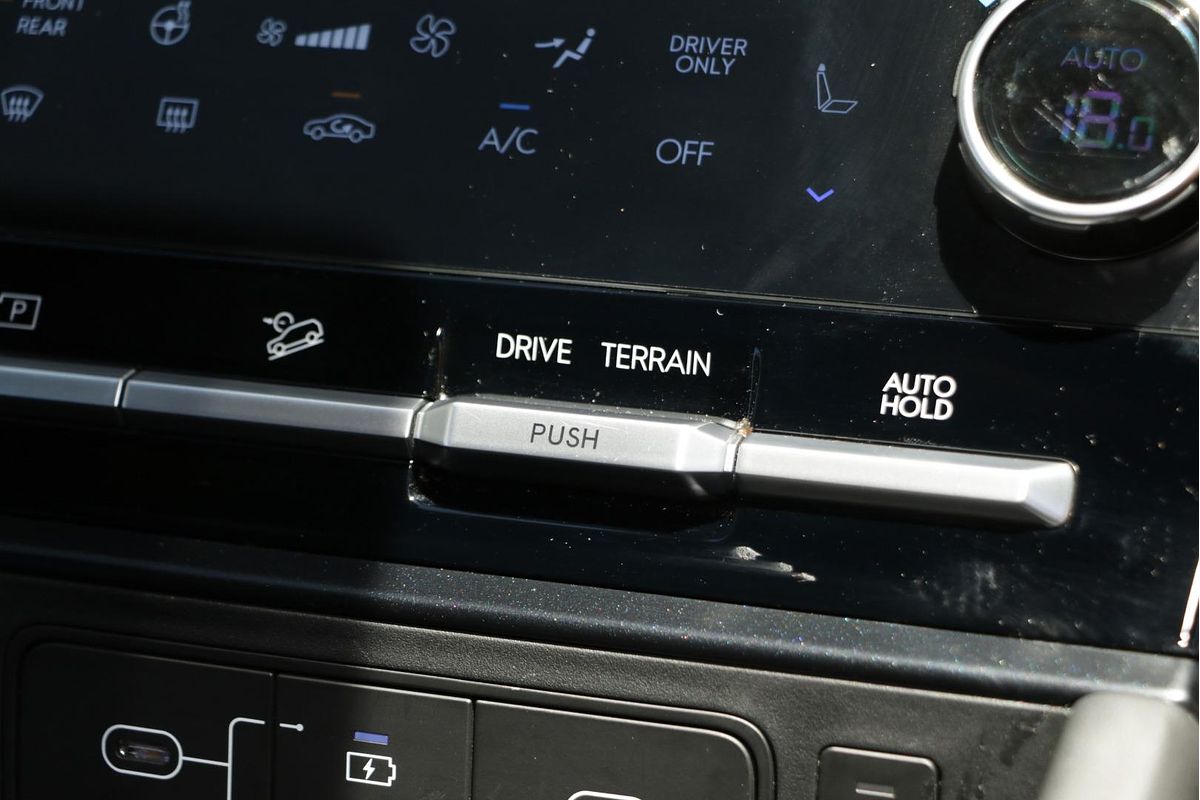 2025 Hyundai Santa Fe Hybrid Calligraphy MX5.V1