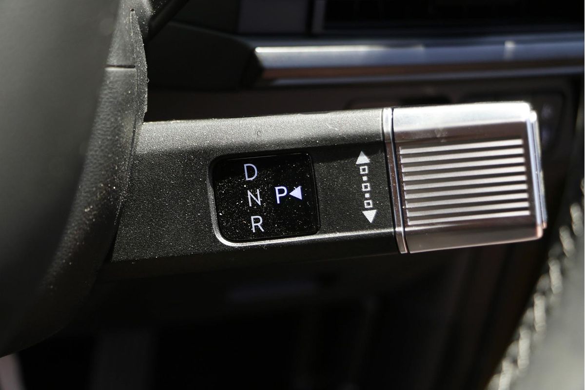 2025 Hyundai Santa Fe Hybrid Calligraphy MX5.V1