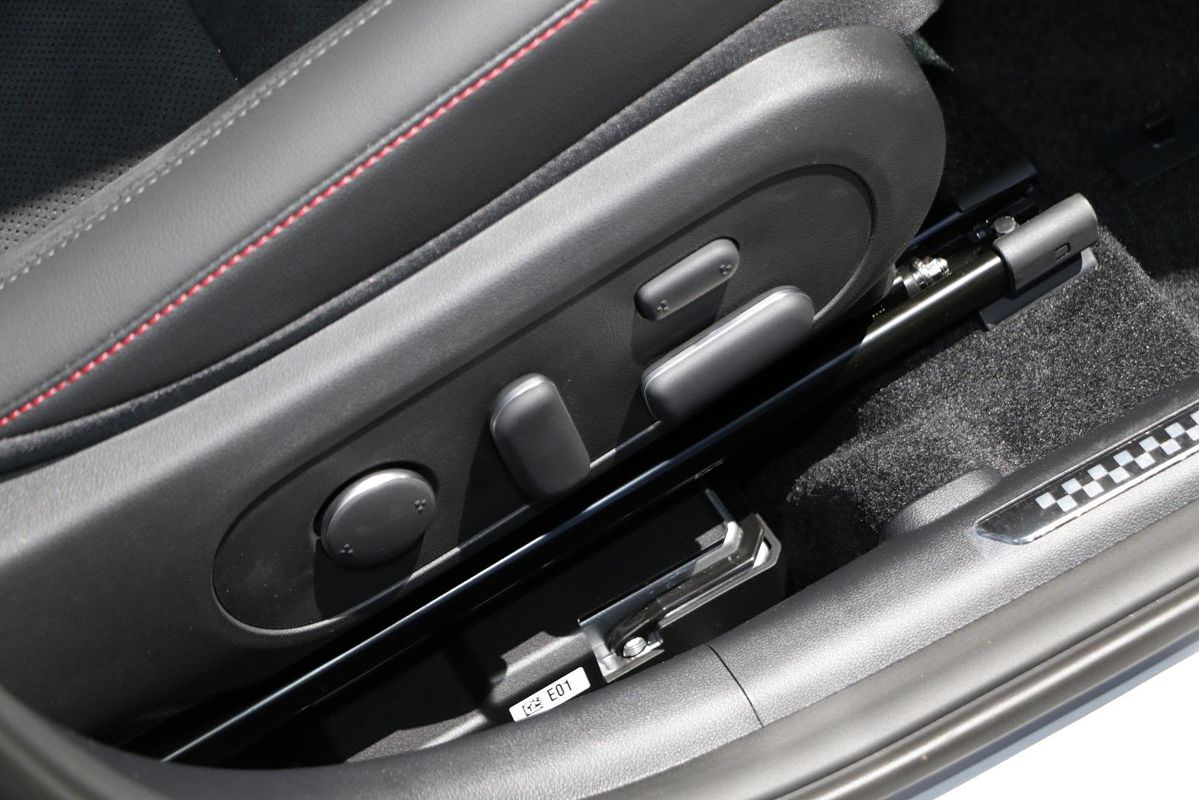 2025 Hyundai Kona Premium N Line SX2.V3