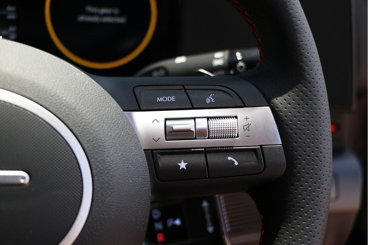 2025 Hyundai Kona Premium N Line SX2.V3