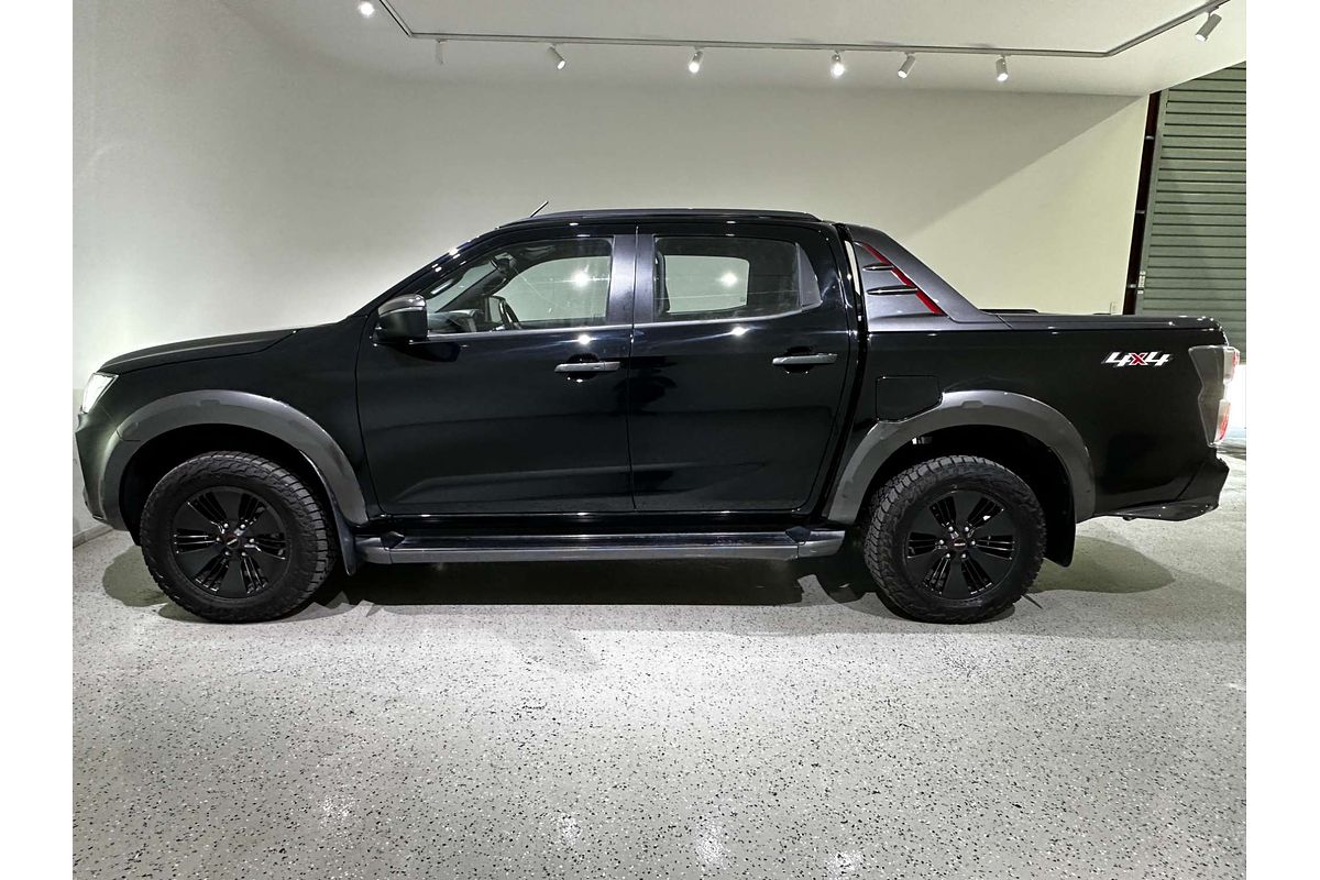 2022 Isuzu D-MAX X-TERRAIN  4X4