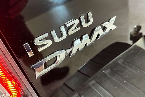 2022 Isuzu D-MAX X-TERRAIN  4X4