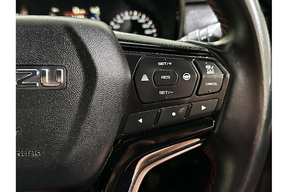 2022 Isuzu D-MAX X-TERRAIN  4X4