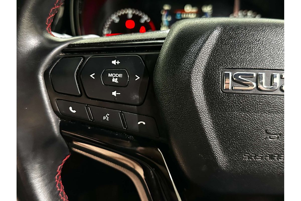 2022 Isuzu D-MAX X-TERRAIN  4X4