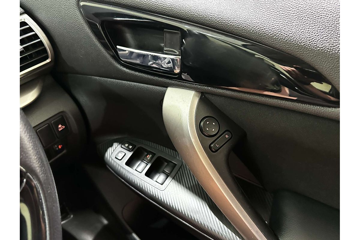 2020 Mitsubishi Eclipse Cross ES YA