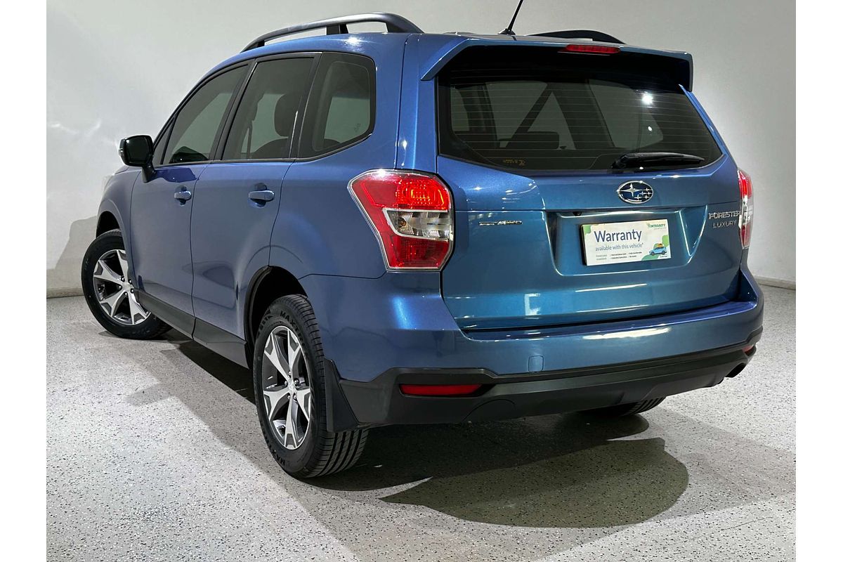 2014 Subaru Forester 2.5i Luxury S4