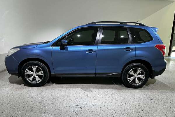2014 Subaru Forester 2.5i Luxury S4