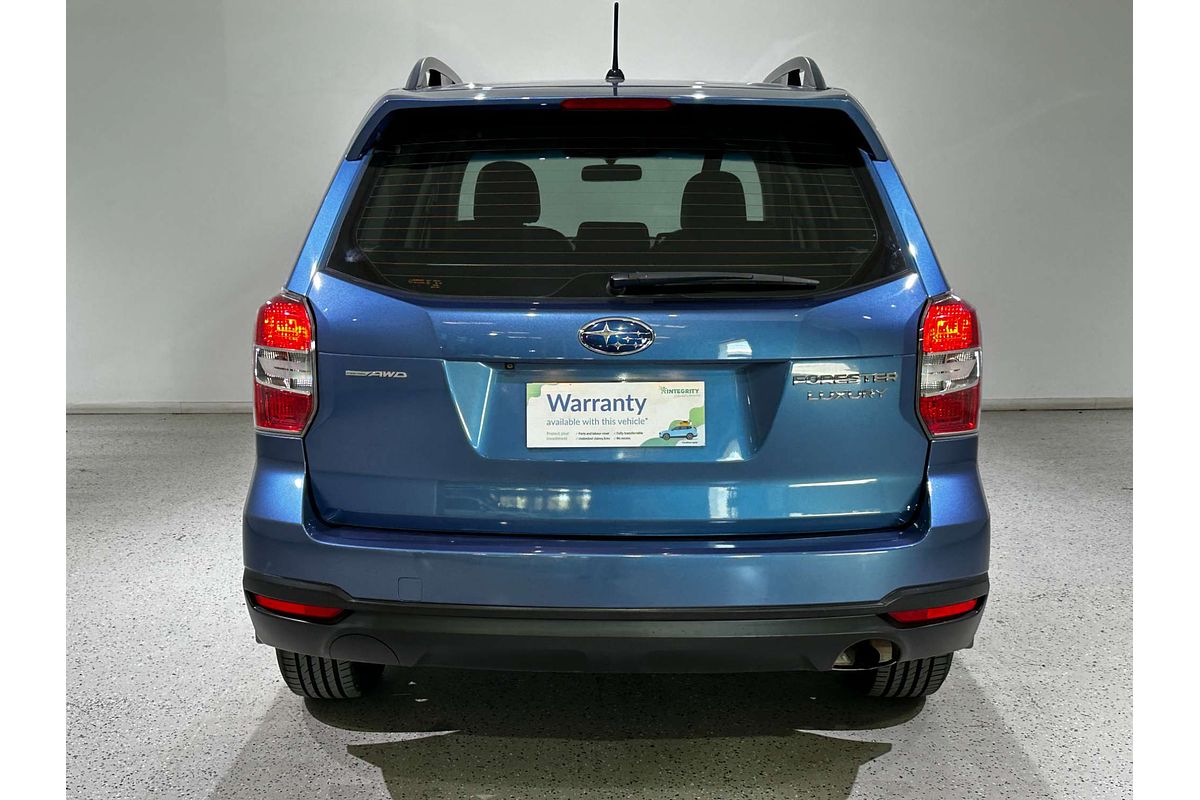 2014 Subaru Forester 2.5i Luxury S4