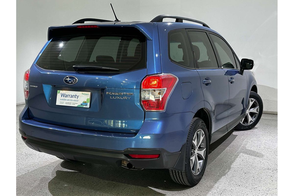 2014 Subaru Forester 2.5i Luxury S4