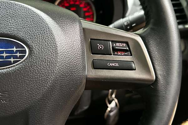 2014 Subaru Forester 2.5i Luxury S4