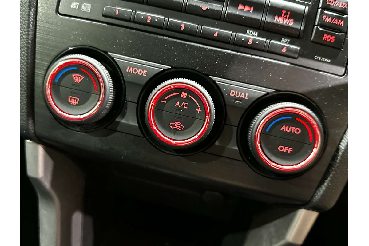 2014 Subaru Forester 2.5i Luxury S4