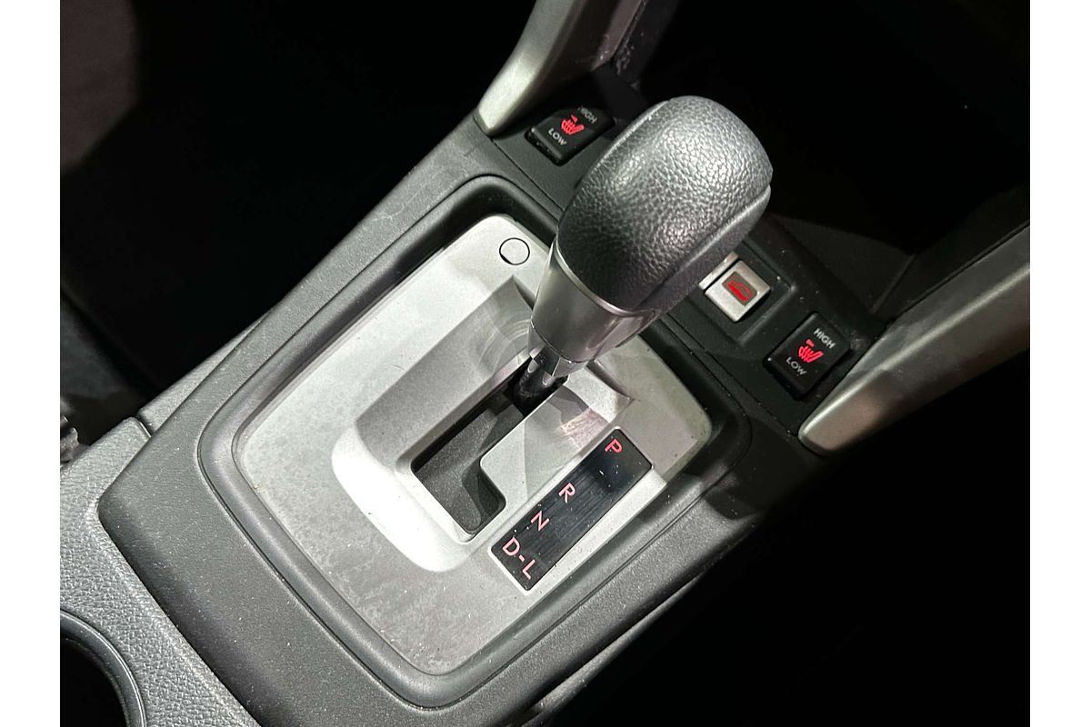 2014 Subaru Forester 2.5i Luxury S4