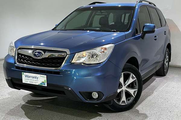 2014 Subaru Forester 2.5i Luxury S4