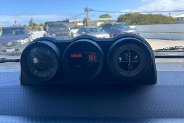 2012 Toyota FJ Cruiser GSJ15R