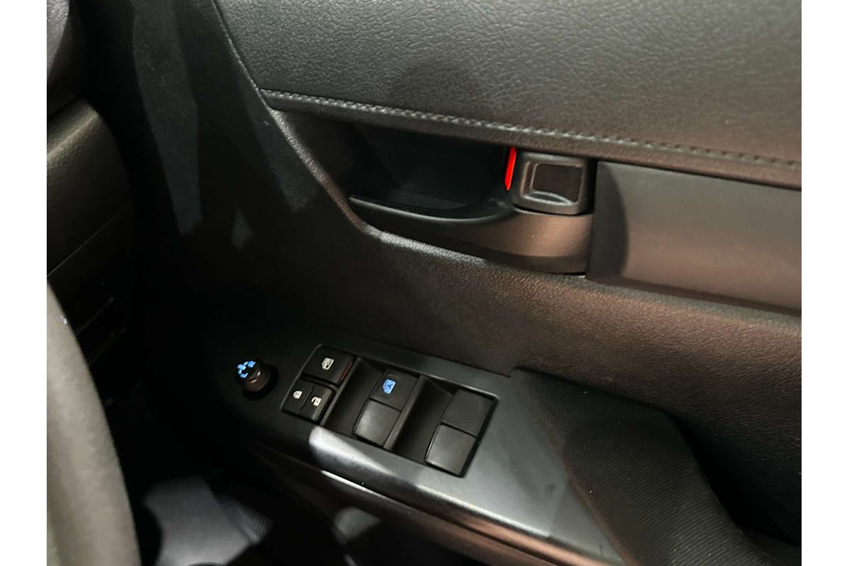 2018 Toyota Hilux SR GUN126R 4X4