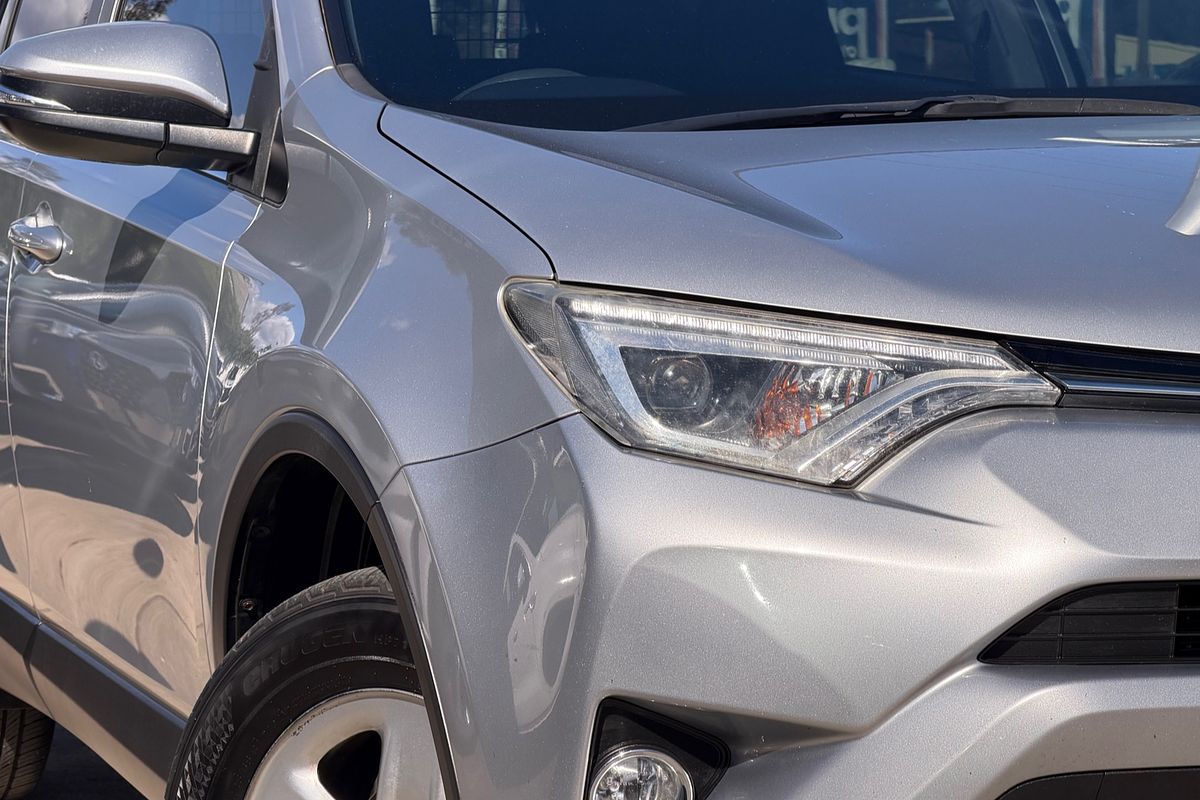 2018 Toyota RAV4 GX ZSA42R