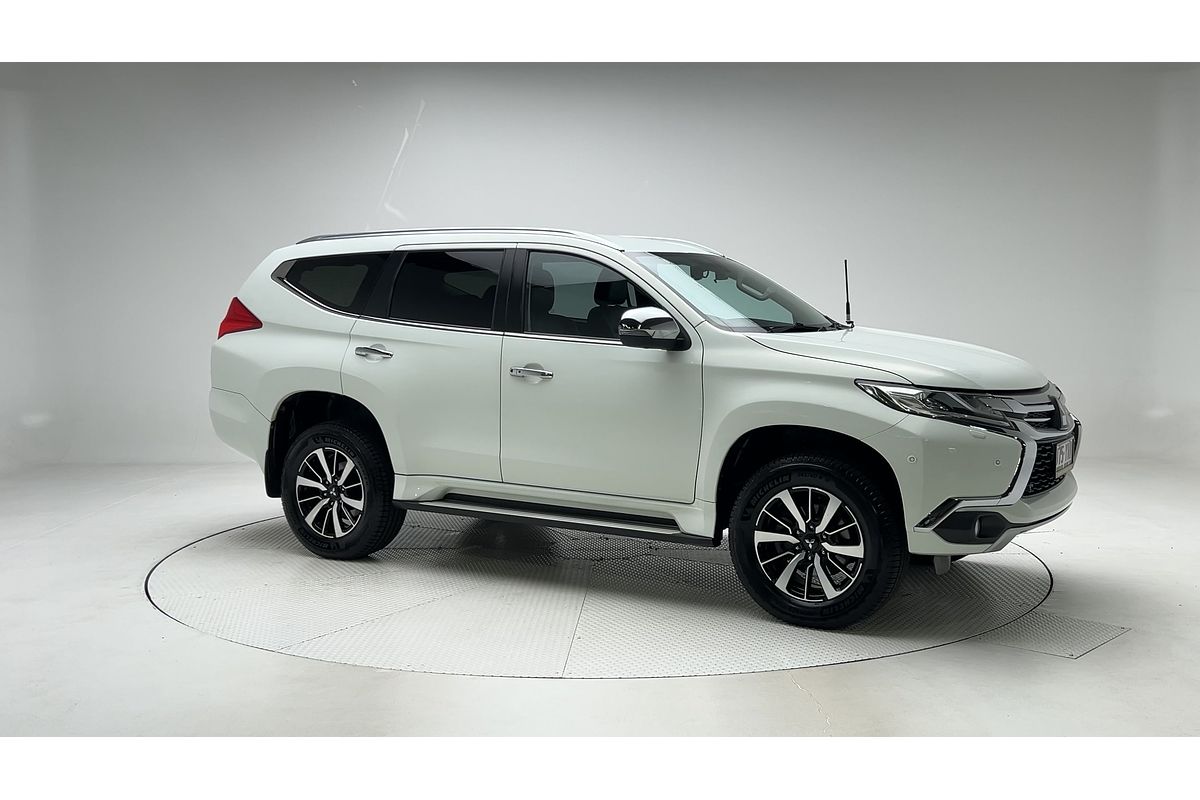 2017 Mitsubishi Pajero Sport Exceed QE