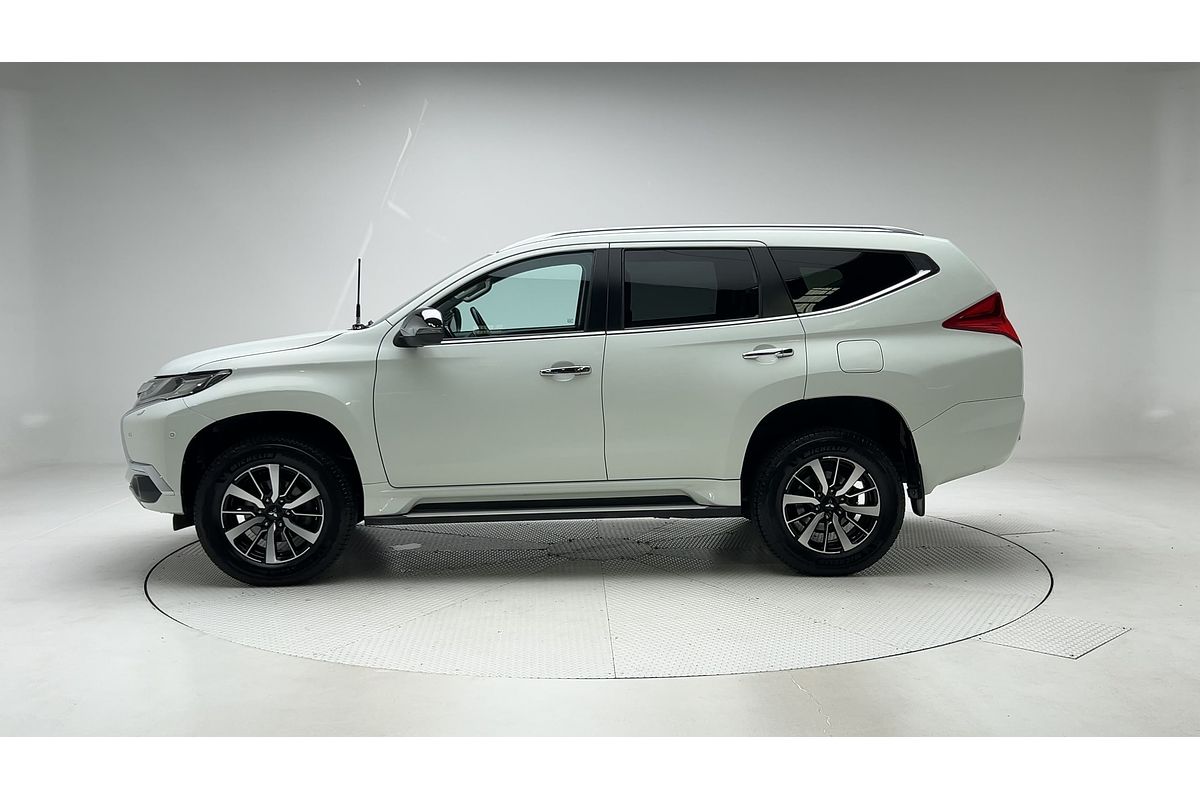 2017 Mitsubishi Pajero Sport Exceed QE