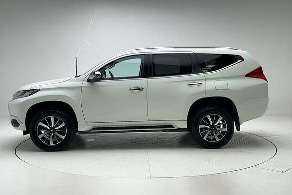 2017 Mitsubishi Pajero Sport Exceed QE