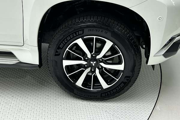 2017 Mitsubishi Pajero Sport Exceed QE